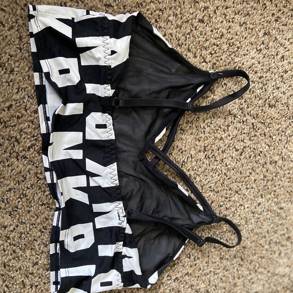 Sports bra - Picture 2 of 2